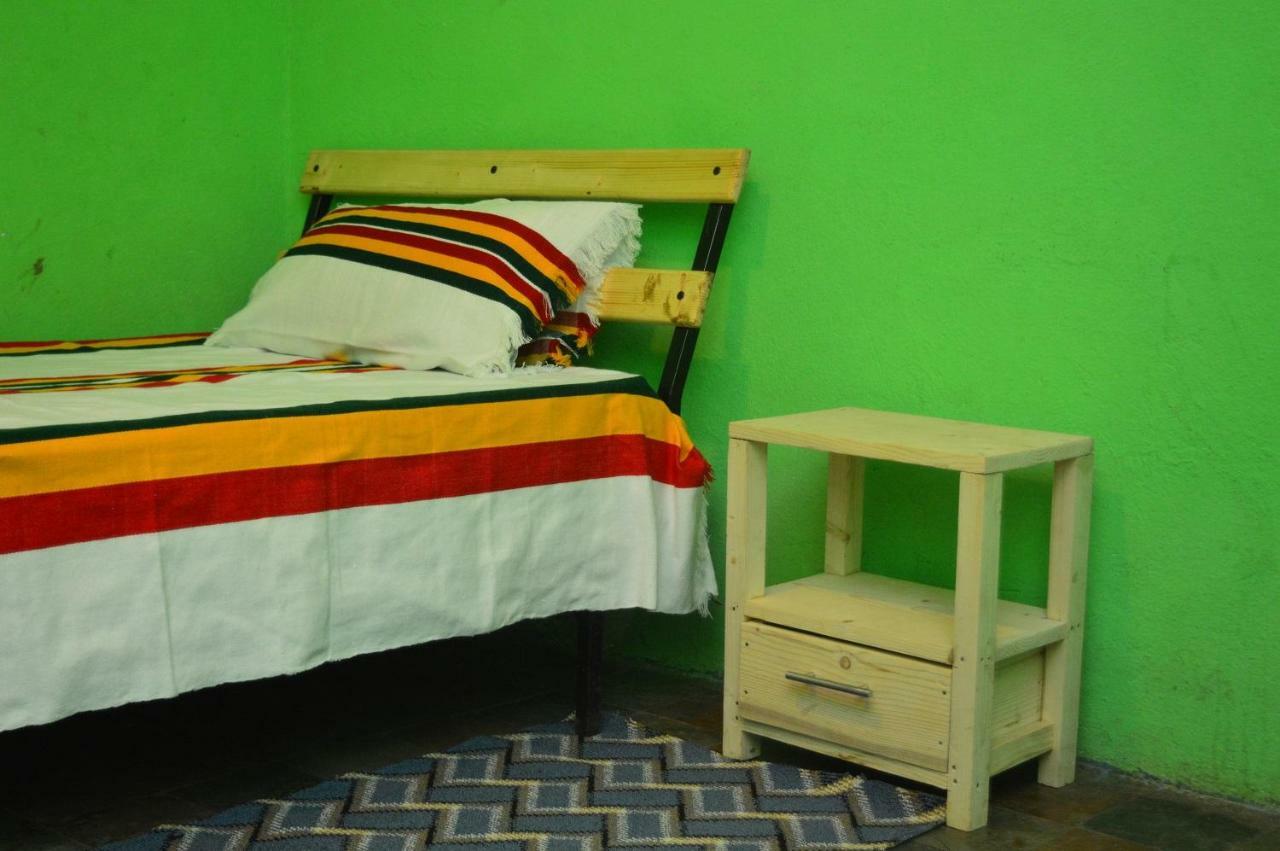 Chef Wondim Backpackers Hostel Gonder Esterno foto